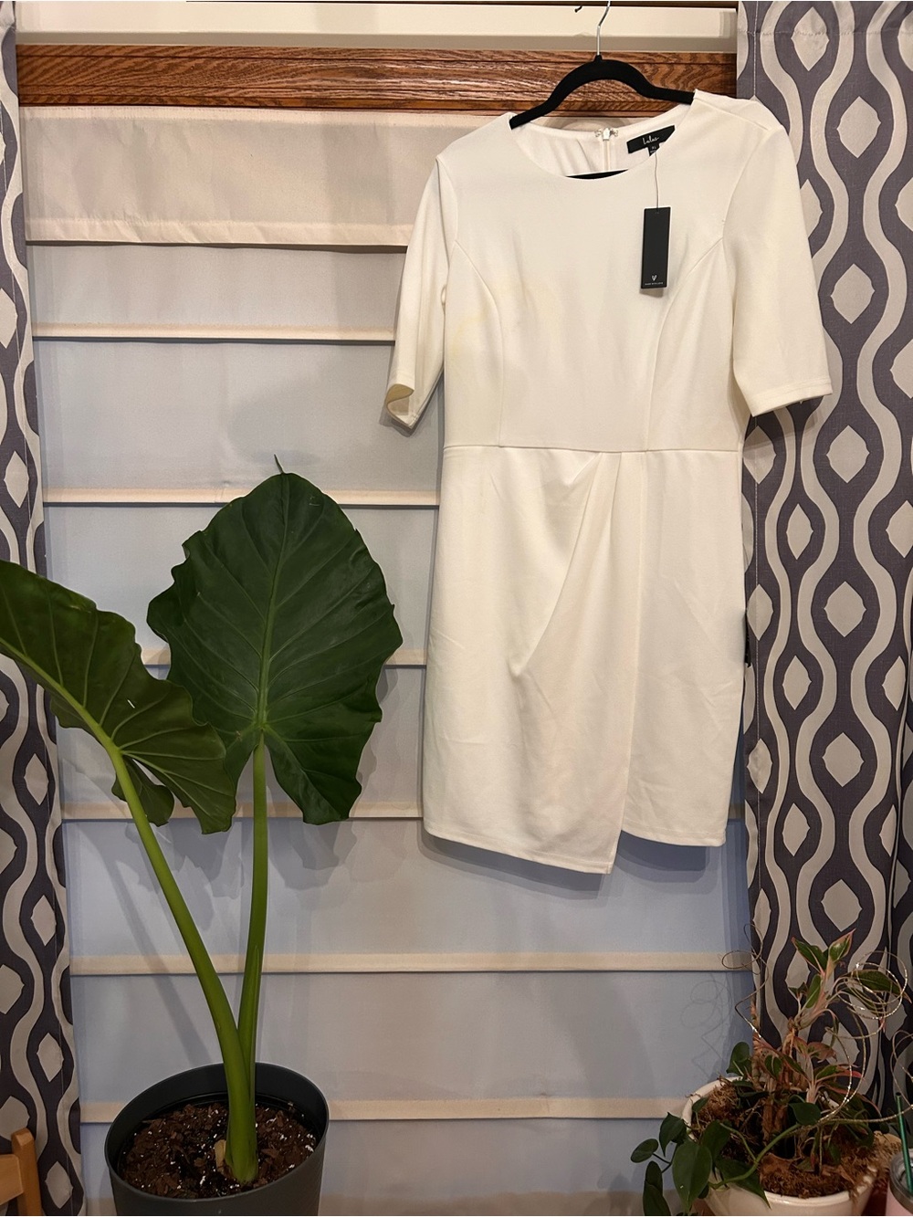 Lulus off White Shift Dress with Short Sleeves - Classic Workwear